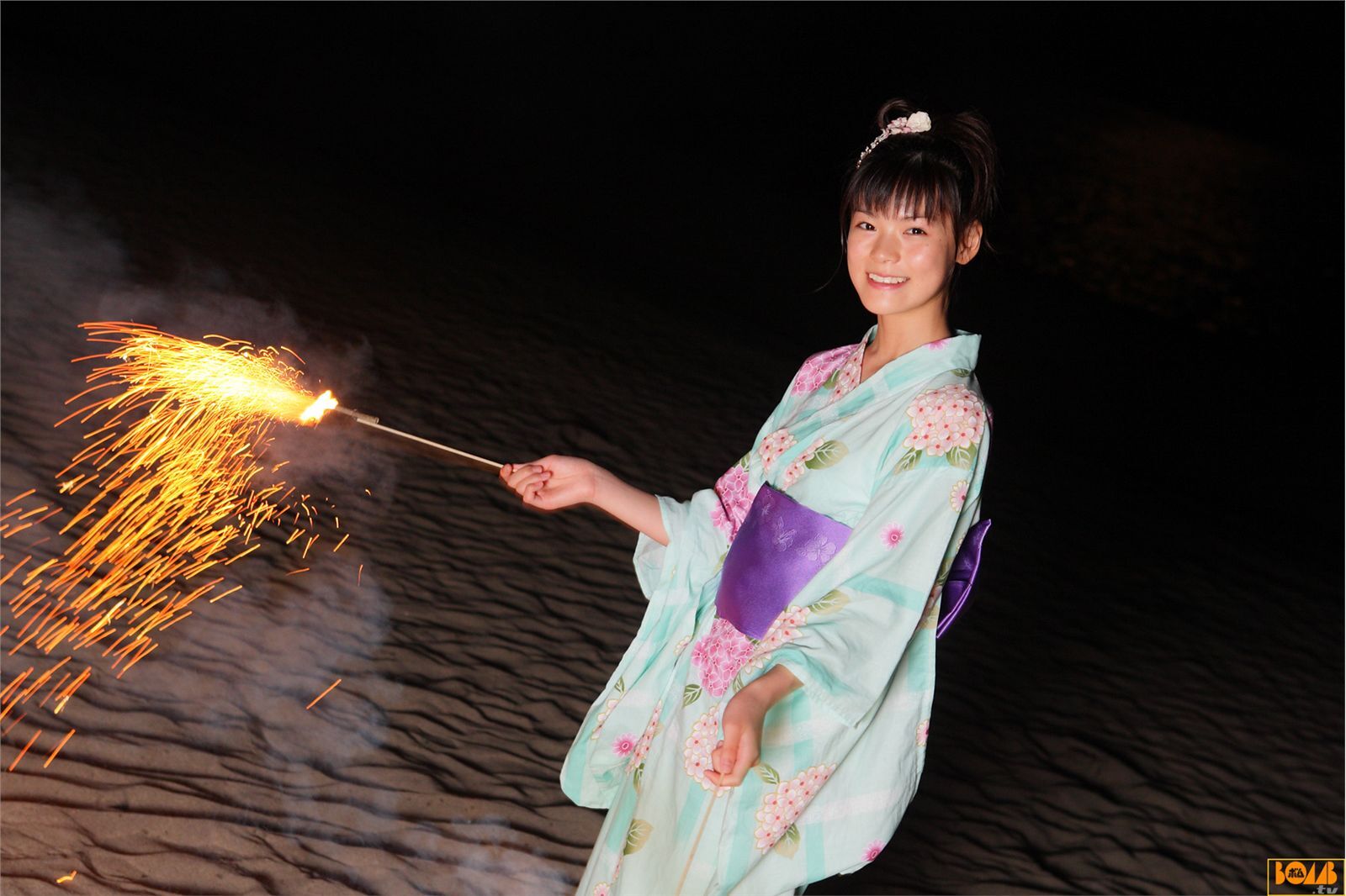 石川葵 Aoi Ishikawa Bomb.tv 日本美女制服写真